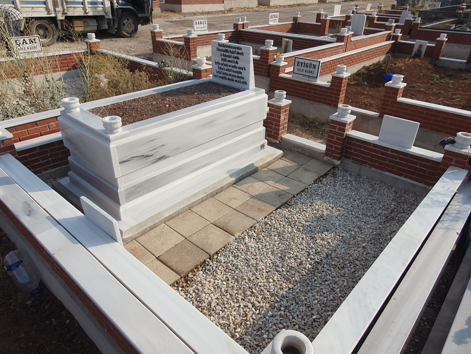 2 Katlı Blok Mermer Mezar