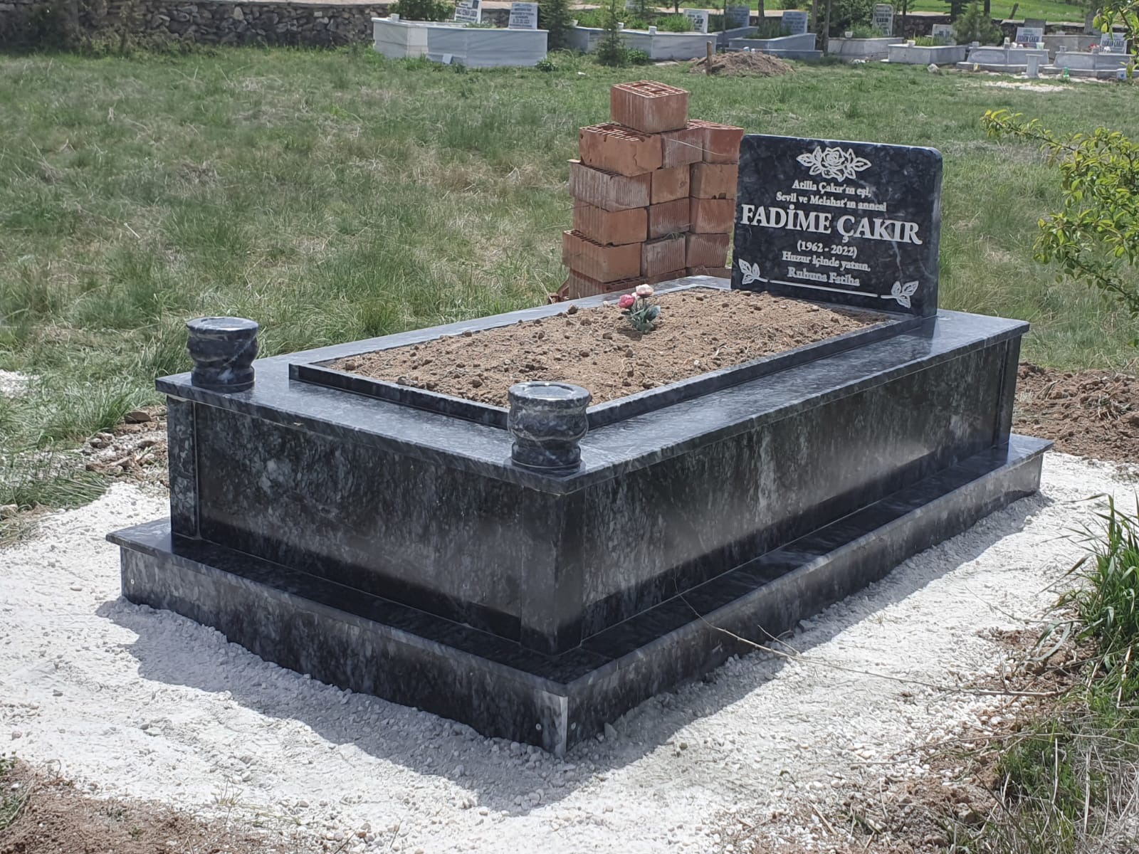 2li Siyah Mermer Mezar Modeli