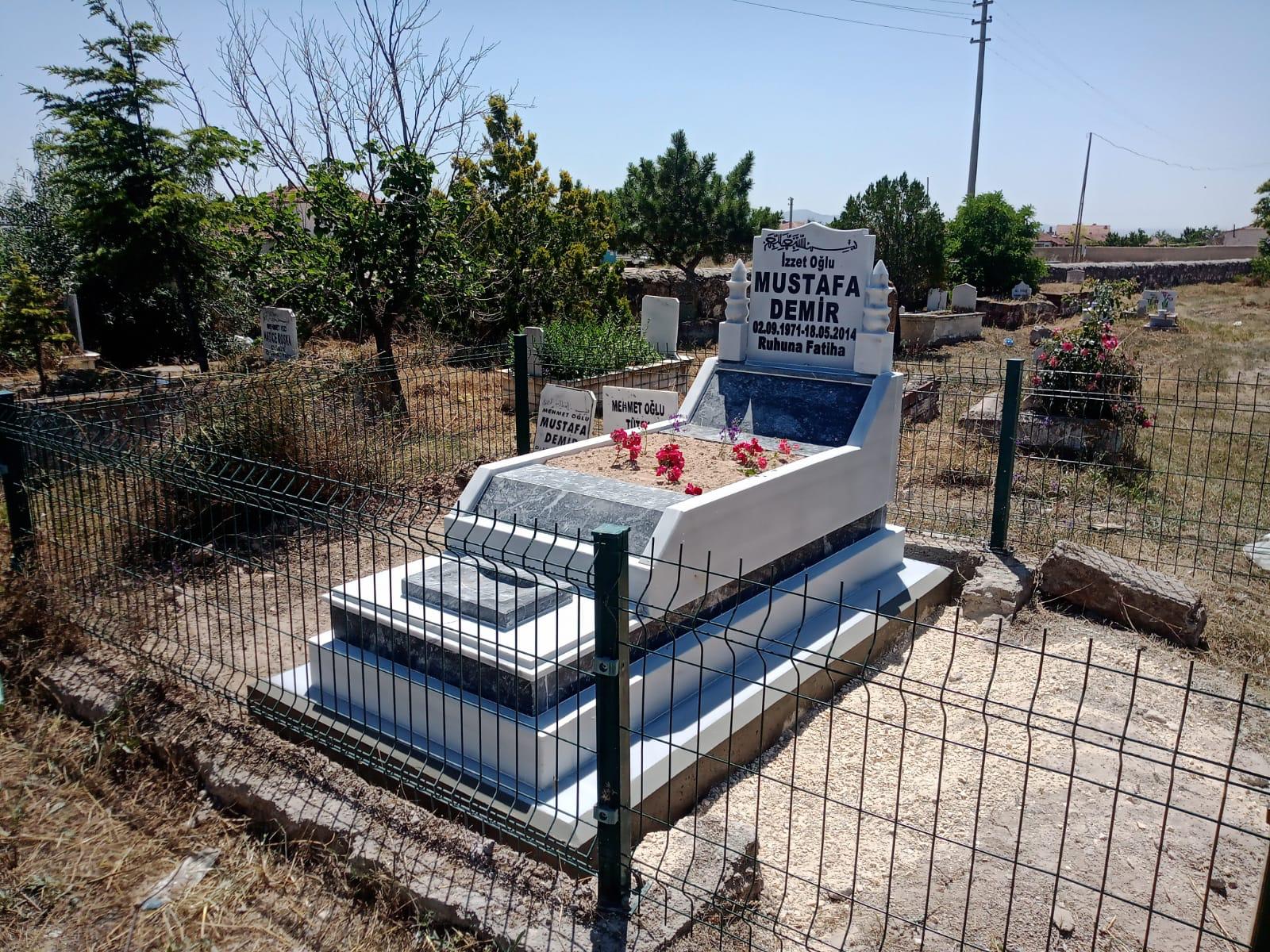 3 Katlı Özel Oturaklı Arabalı Mezar