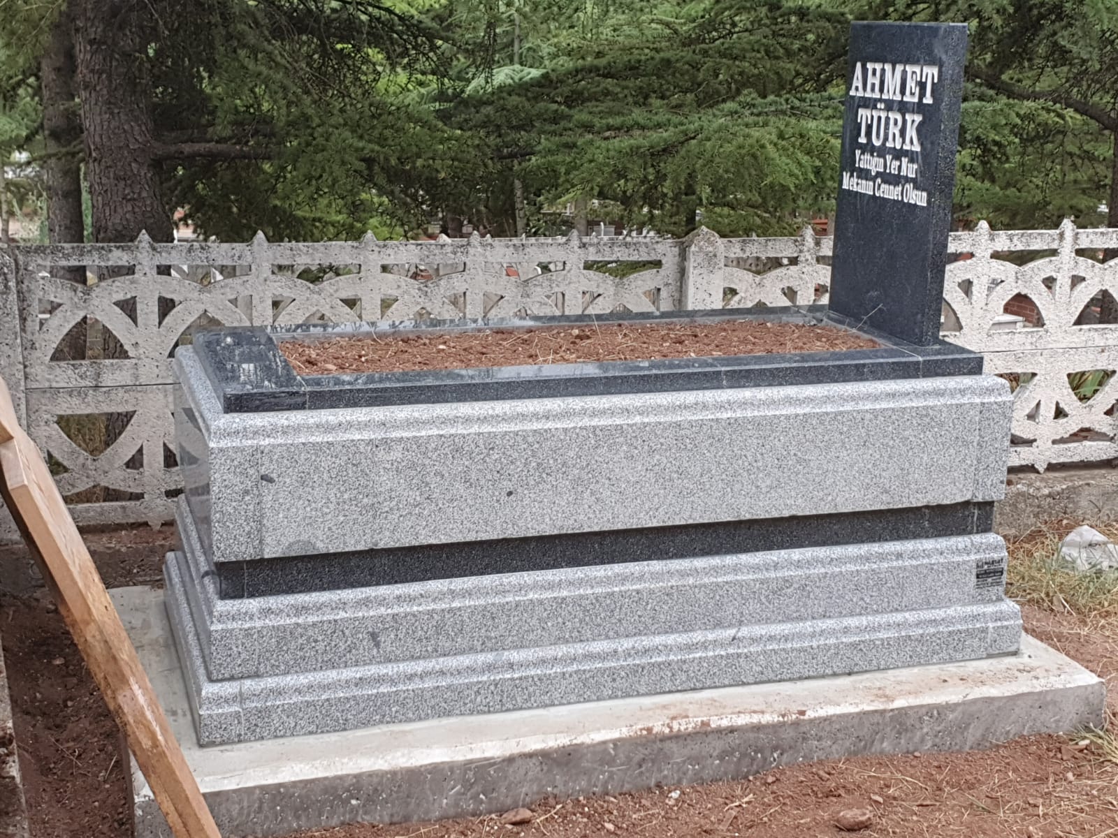 Beta Profilli Granit Mezar