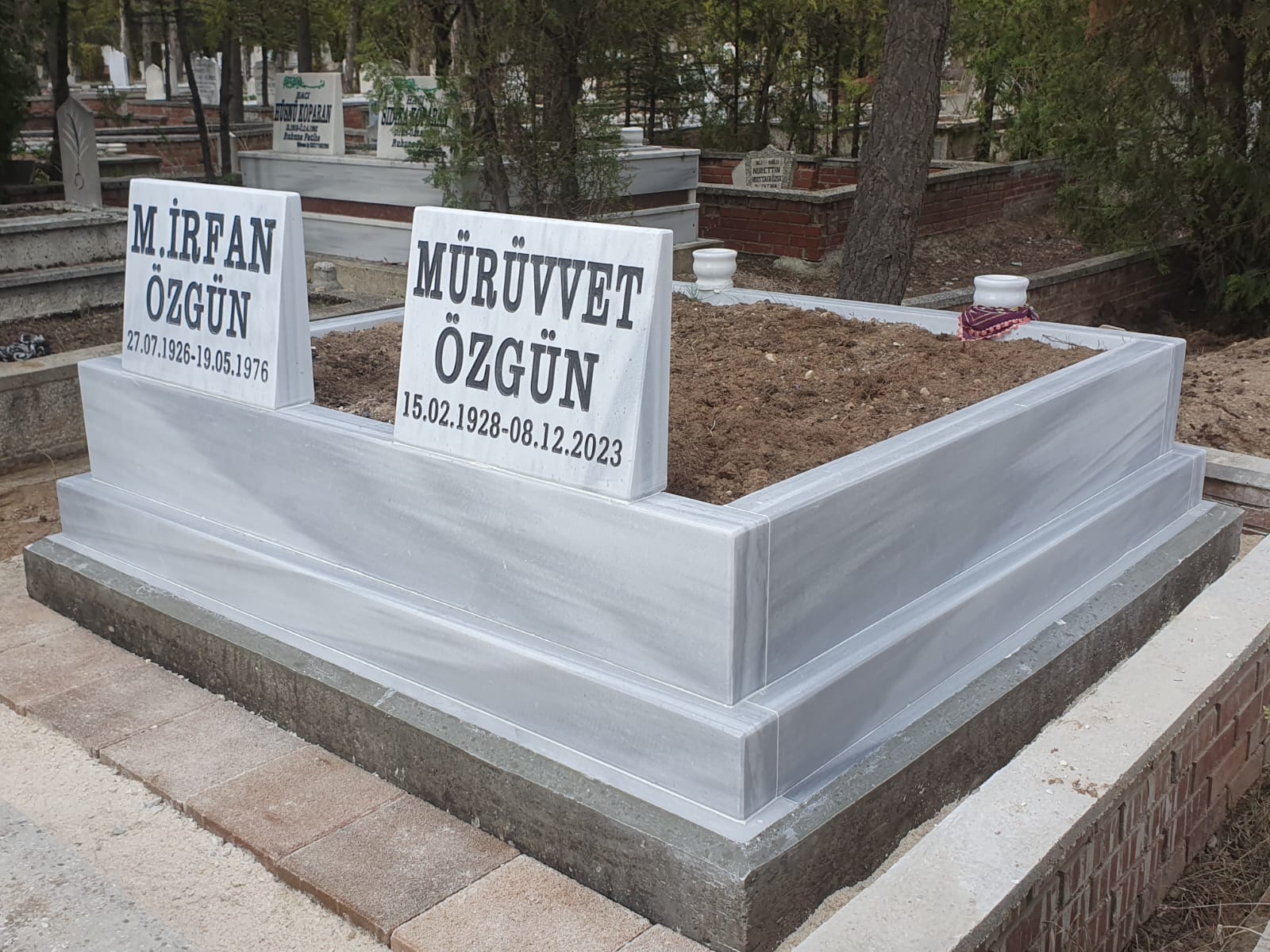 Çift Kişilik Birleşik Mermer Mezar