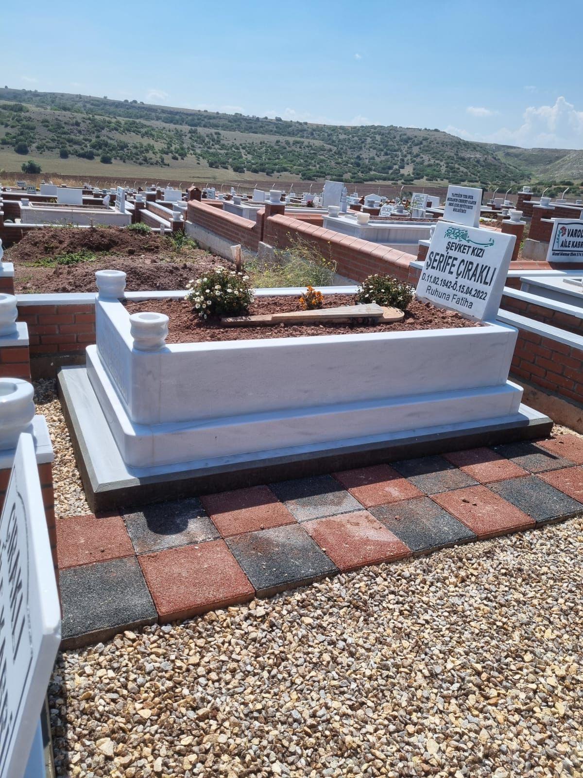 Tek Kişilik Blok Mezar